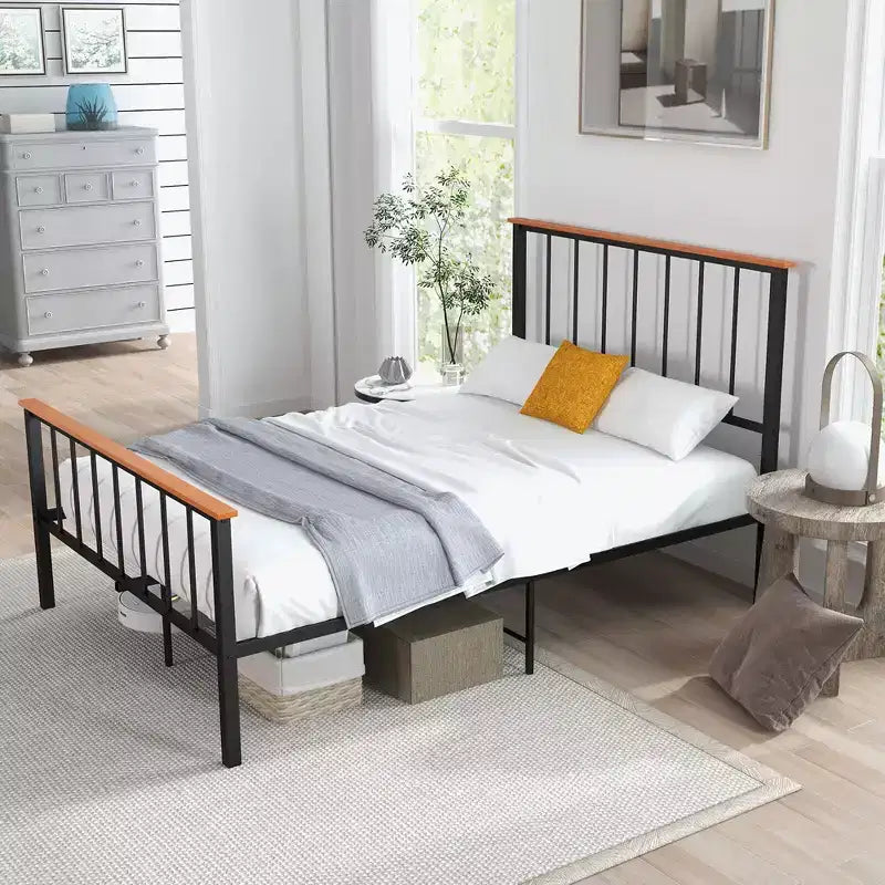 Struttura letto a piattaforma in metallo Full/Queen con testiera