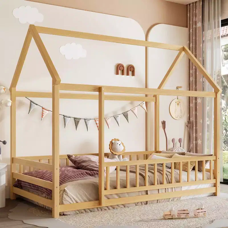 Struttura letto a castello per bambini in pino con tetto a casetta e recinzione – Letto a piattaforma singolo/matrimoniale