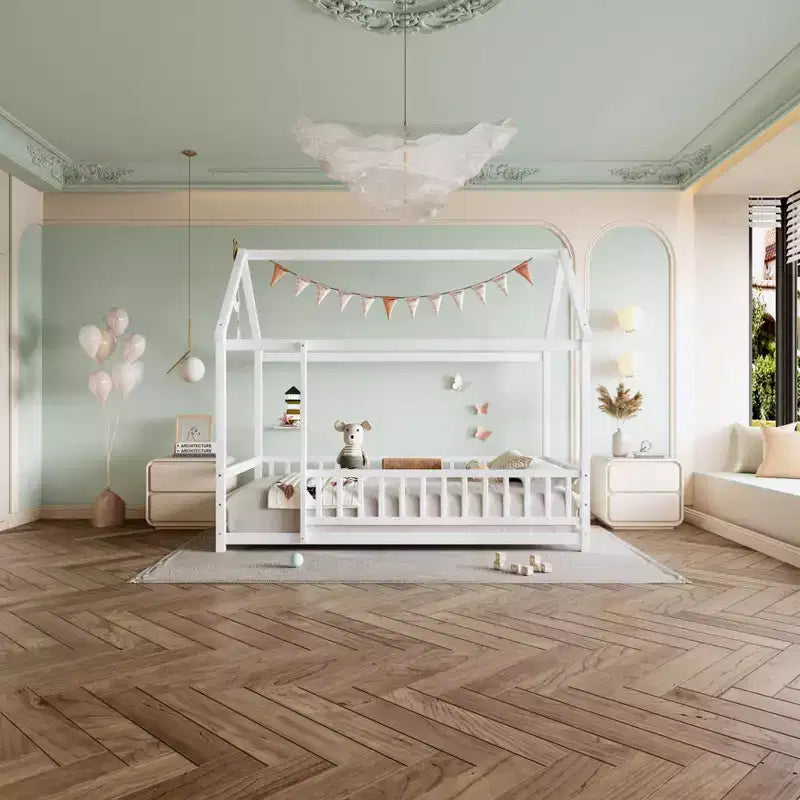 Struttura letto a castello per bambini in pino con tetto a casetta e recinzione – Letto a piattaforma singolo/matrimoniale