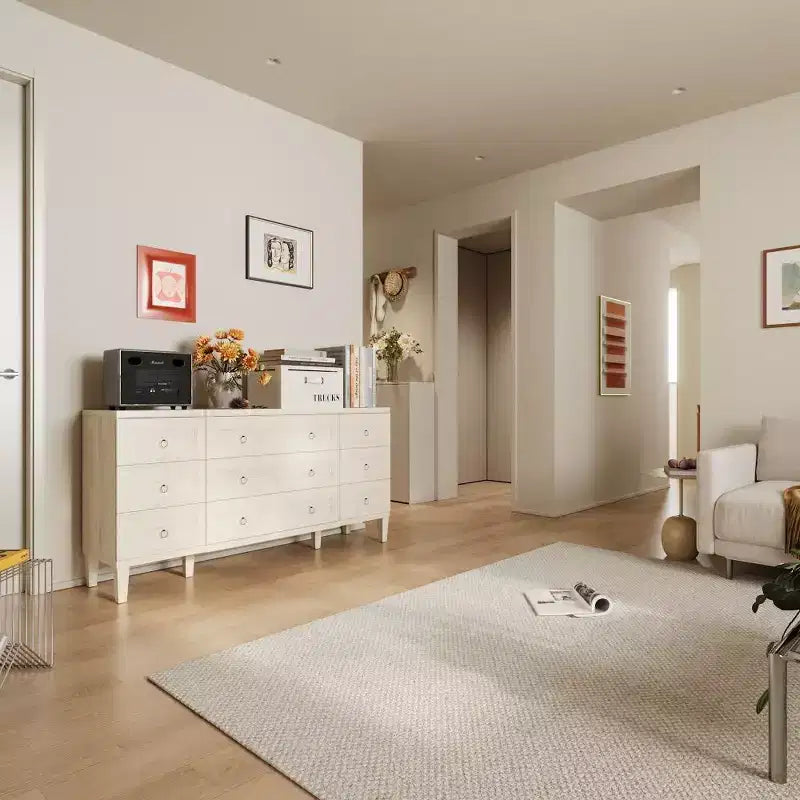 Comò grande a 9 cassetti con finitura effetto legno chiaro